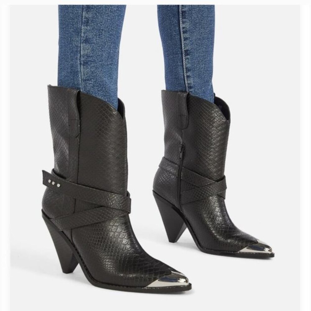 JustFab Brando Western Boots size 8